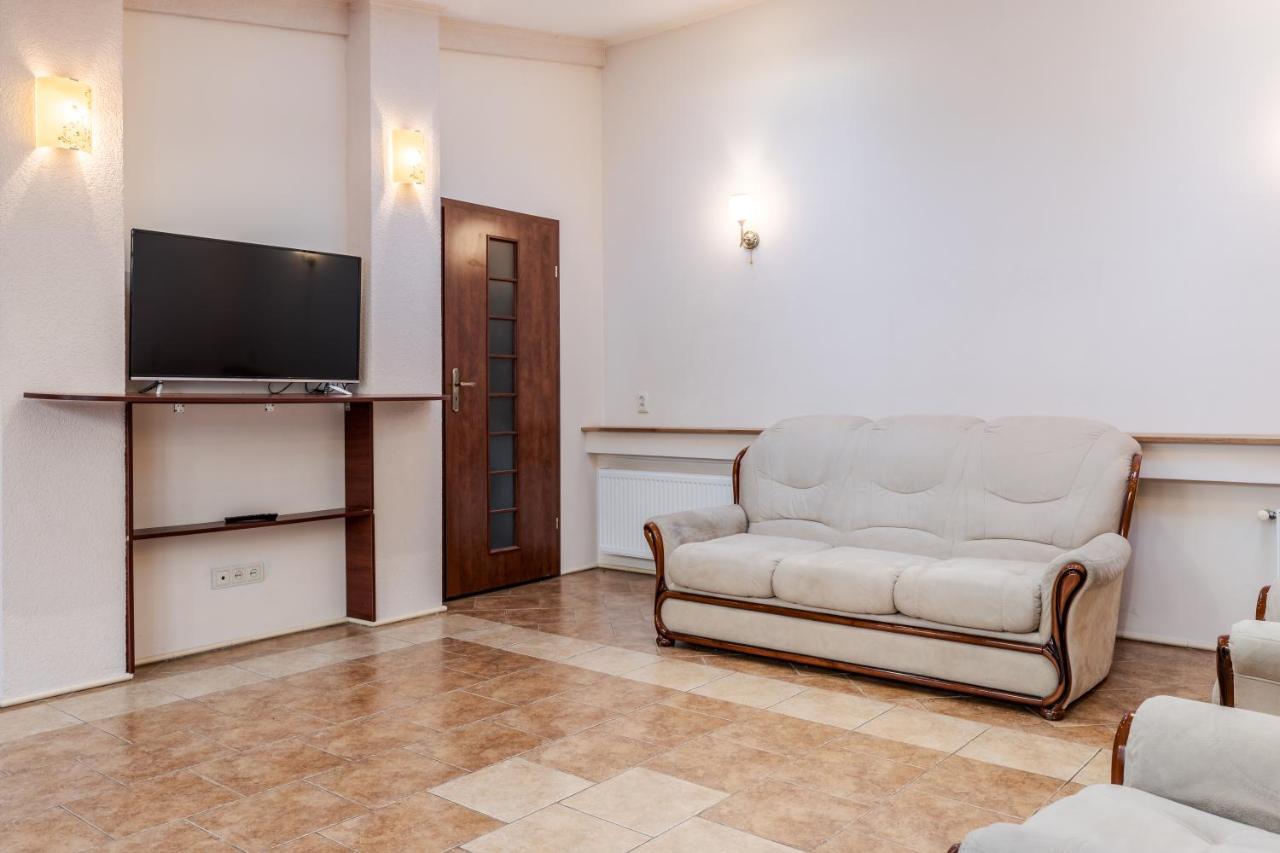 Mangal And Terrace In Center Apartment Lviv Exterior photo