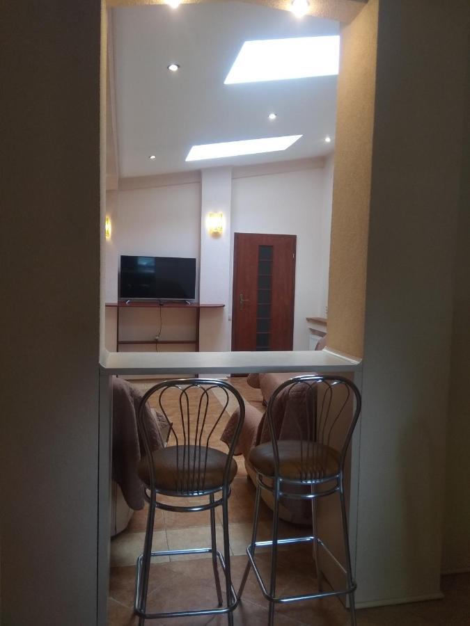 Mangal And Terrace In Center Apartment Lviv Exterior photo